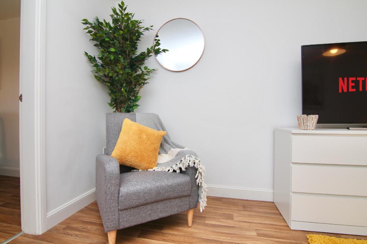 Canalview House - Fully Furnished Coventry City Centre Home Exterior photo