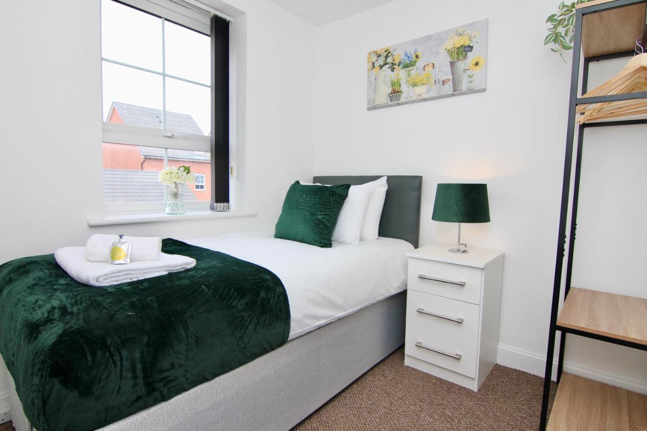 Canalview House - Fully Furnished Coventry City Centre Home Exterior photo